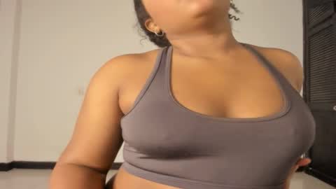 Caro online show from February 4, 1:20 am