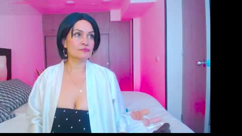 CarolinneFiotti online show from September 29, 6:29 pm