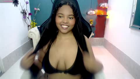 Snapshot of carollkiss chatting on October 10, 11:49 am carollkiss online show from October 10, 11:49 am
