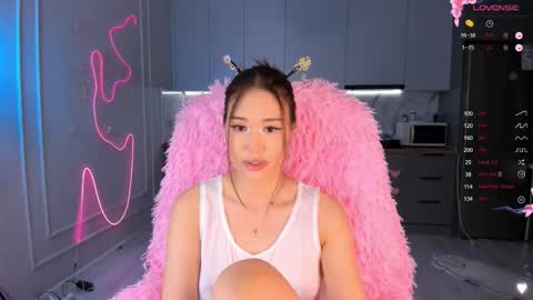 Snapshot of carpe_diemmm chatting on September 10, 10:44 pm Yummi online show from September 10, 10:44 pm