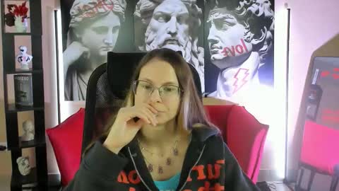 Snapshot of carrie_roses chatting on September 17, 4:16 am carrie_roses online show from September 17, 4:16 am