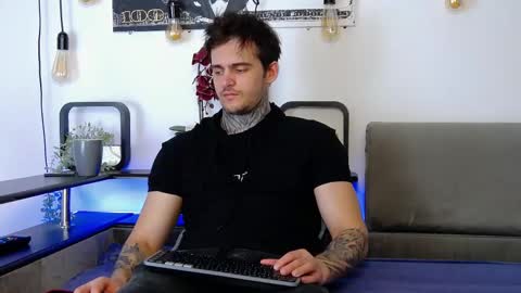 Snapshot of carter_reos chatting on March 6, 1:35 pm Carter online show from March 6, 1:35 pm