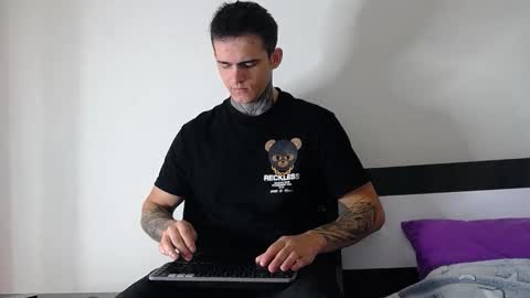 Snapshot of carter_reos chatting on October 3, 8:33 am Carter online show from October 3, 8:33 am