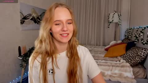 Casey sweeet online show from April 1, 3:31 pm