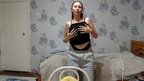 Snapshot of cassaundrairion chatting on October 10, 1:06 pm Lucy online show from October 10, 1:06 pm