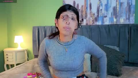 cassie_bloom online show from April 8, 3:20 am