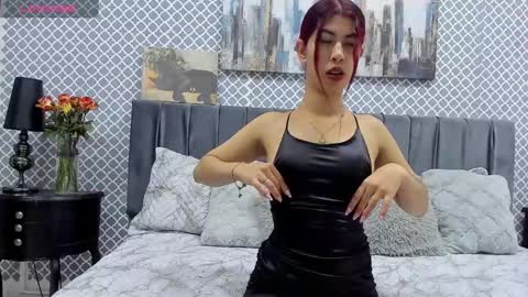 Snapshot of cassie_bloom chatting on February 18, 11:55 am cassie_bloom online show from February 18, 11:55 am