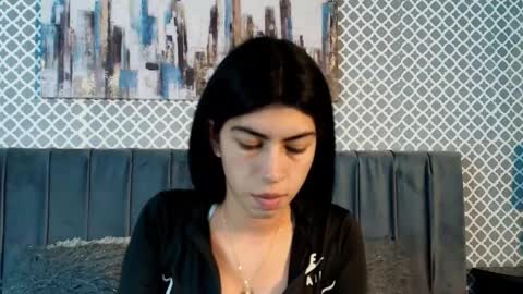 Snapshot of cassie_bloom chatting on October 7, 3:46 am cassie_bloom online show from October 7, 3:46 am