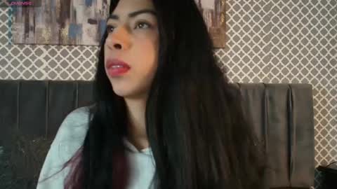 Snapshot of cassie_bloom chatting on October 16, 5:29 am cassie_bloom online show from October 16, 5:29 am