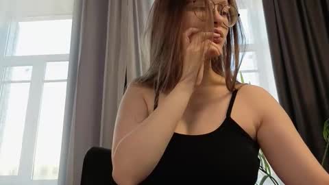 assie online show from October 1, 6:12 am