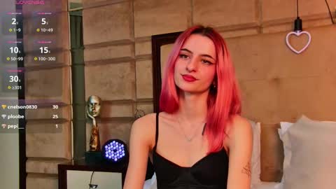 Snapshot of cassiefoxx_ chatting on March 4, 12:29 am Cassie online show from March 4, 12:29 am