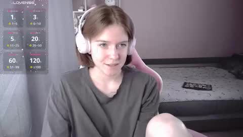 Snapshot of cassiejuice chatting on October 5, 1:51 pm Cassie online show from October 5, 1:51 pm