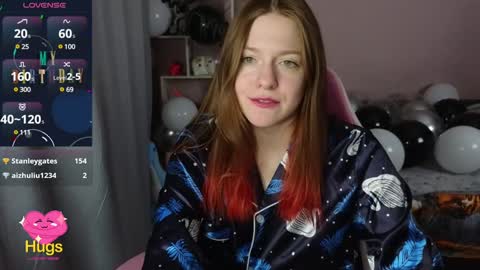 Snapshot of cassiejuice chatting on December 17, 5:04 pm Cassie online show from December 17, 5:04 pm