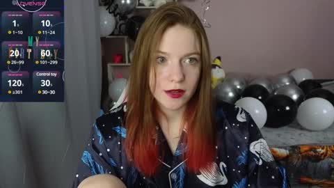Snapshot of cassiejuice chatting on December 17, 2:00 pm Cassie online show from December 17, 2:00 pm