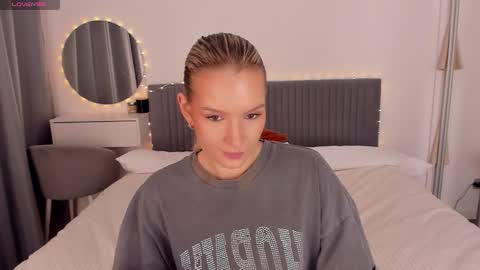 Angel 3 online show from March 15, 1:58 pm