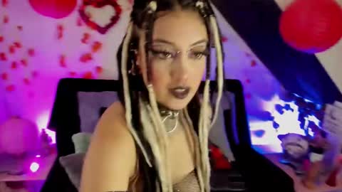 Snapshot of cata_greenn chatting on February 24, 8:25 pm Cata green model independient online show from February 24, 8:25 pm