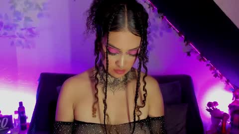 Snapshot of cata_greenn chatting on January 27, 9:44 pm Cata green model independient online show from January 27, 9:44 pm