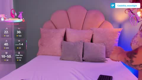 Snapshot of catalehia_moonlight chatting on September 29, 11:42 am Cataleha online show from September 29, 11:42 am