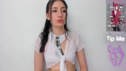 Snapshot of catalella_0 chatting on September 29, 11:31 am Catalella online show from September 29, 11:31 am