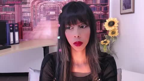 Snapshot of catalella_ar chatting on September 23, 3:11 am Queen Catalella online show from September 23, 3:11 am