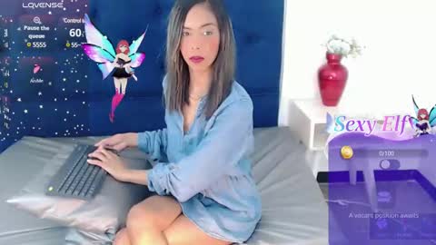 Snapshot of catalella_ar chatting on March 4, 3:22 am Queen Catalella online show from March 4, 3:22 am