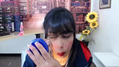 Snapshot of catalella_ar chatting on October 21, 3:22 am Queen Catalella online show from October 21, 3:22 am