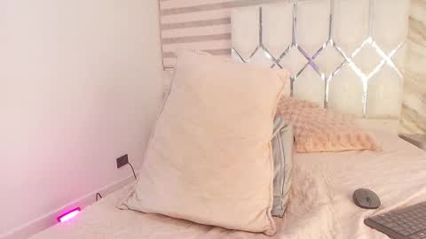 cataleya online show from February 5, 7:01 am