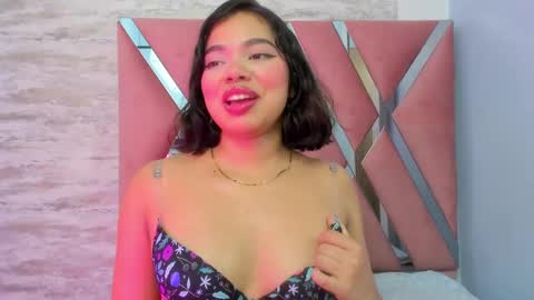 Snapshot of cataleya_bianchi chatting on February 24, 5:11 am Cataleya online show from February 24, 5:11 am