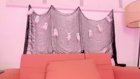 Snapshot of cataleya_bianchi chatting on October 9, 8:31 am Cataleya online show from October 9, 8:31 am