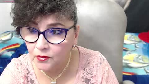 Snapshot of cataleya_mom_ chatting on February 23, 1:02 am cataleya online show from February 23, 1:02 am