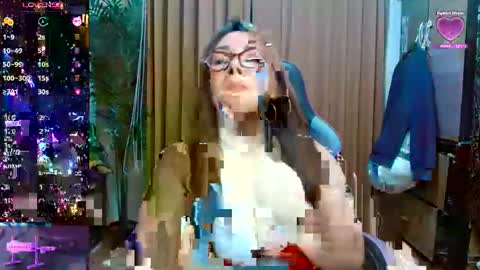 catalina3772516 online show from November 13, 9:28 pm