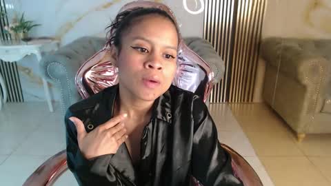 Catalina  online show from February 24, 2:09 pm