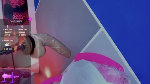 catalina_whore1 online show from September 14, 12:46 am