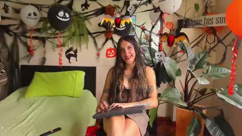 Snapshot of catalinalince chatting on September 26, 5:54 pm Cataina Lince online show from September 26, 5:54 pm