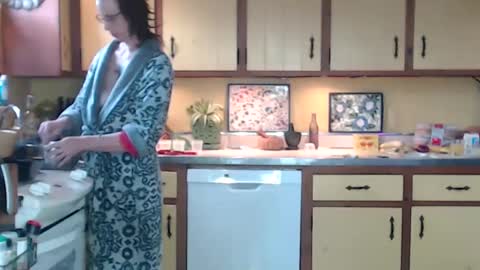 Snapshot of catalystic chatting on February 25, 5:19 pm CATALYSTIC online show from February 25, 5:19 pm