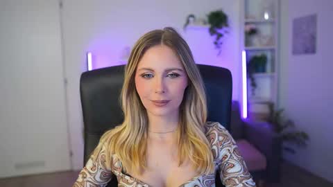 catecrago  online show from February 19, 8:57 am