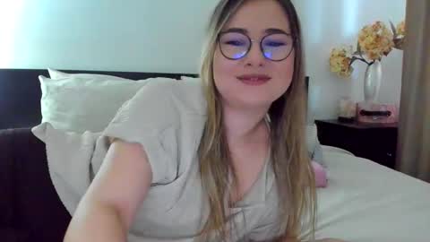 Kat online show from February 6, 12:08 pm