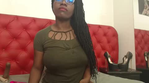 Snapshot of cathalinasharon chatting on March 4, 1:59 pm cathalina online show from March 4, 1:59 pm
