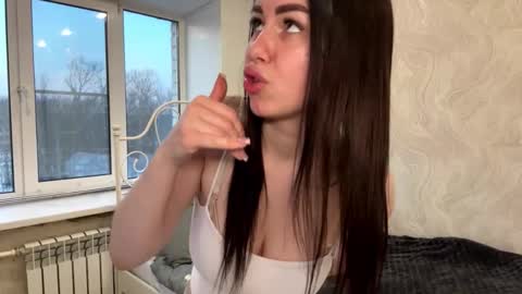 Lolly online show from March 13, 3:15 pm