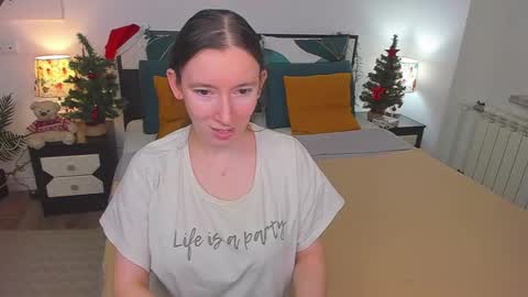 Snapshot of catherinewalls chatting on January 25, 2:26 am Catrin online show from January 25, 2:26 am