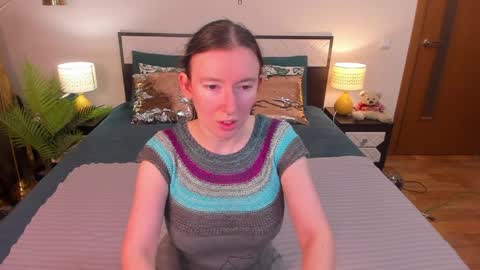 Catrin online show from April 7, 4:47 am