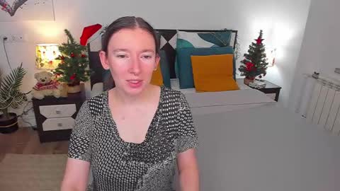 Snapshot of catherinewalls chatting on January 18, 4:04 am Catrin online show from January 18, 4:04 am