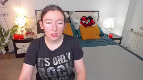 Catrin online show from October 31, 6:14 am