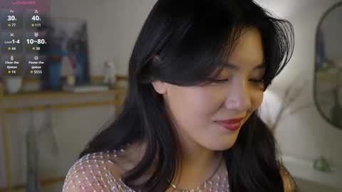 Lee online show from November 4, 4:08 pm