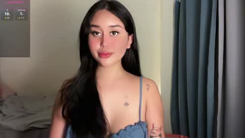 Snapshot of cathleya_ chatting on October 9, 2:28 am Cathy online show from October 9, 2:28 am