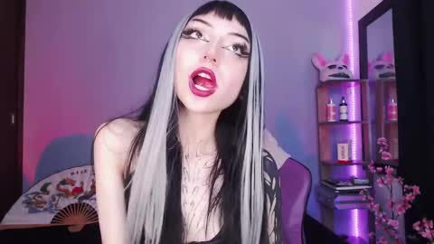 Cati help me reach my goal of 100 thumbs up again 3 online show from March 1, 10:53 pm