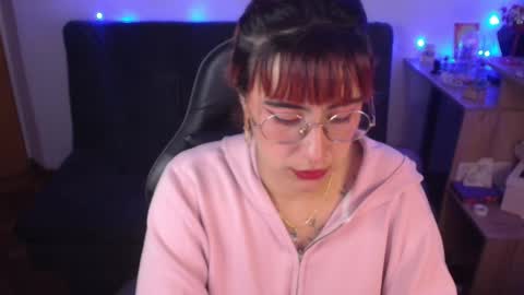 im MIA  -Independent Model  MY OF is catsito3 online show from March 13, 1:42 am