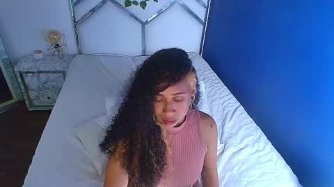 Snapshot of cattaleeyaa chatting on January 22, 9:02 am CATALEYA online show from January 22, 9:02 am