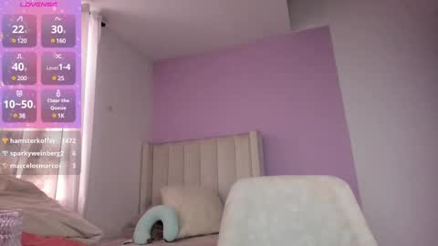 Cay online show from March 11, 9:59 pm