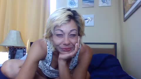 Lady CcARMAS D online show from April 24, 9:06 pm